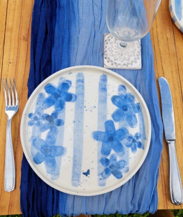 plato-principal-azul
